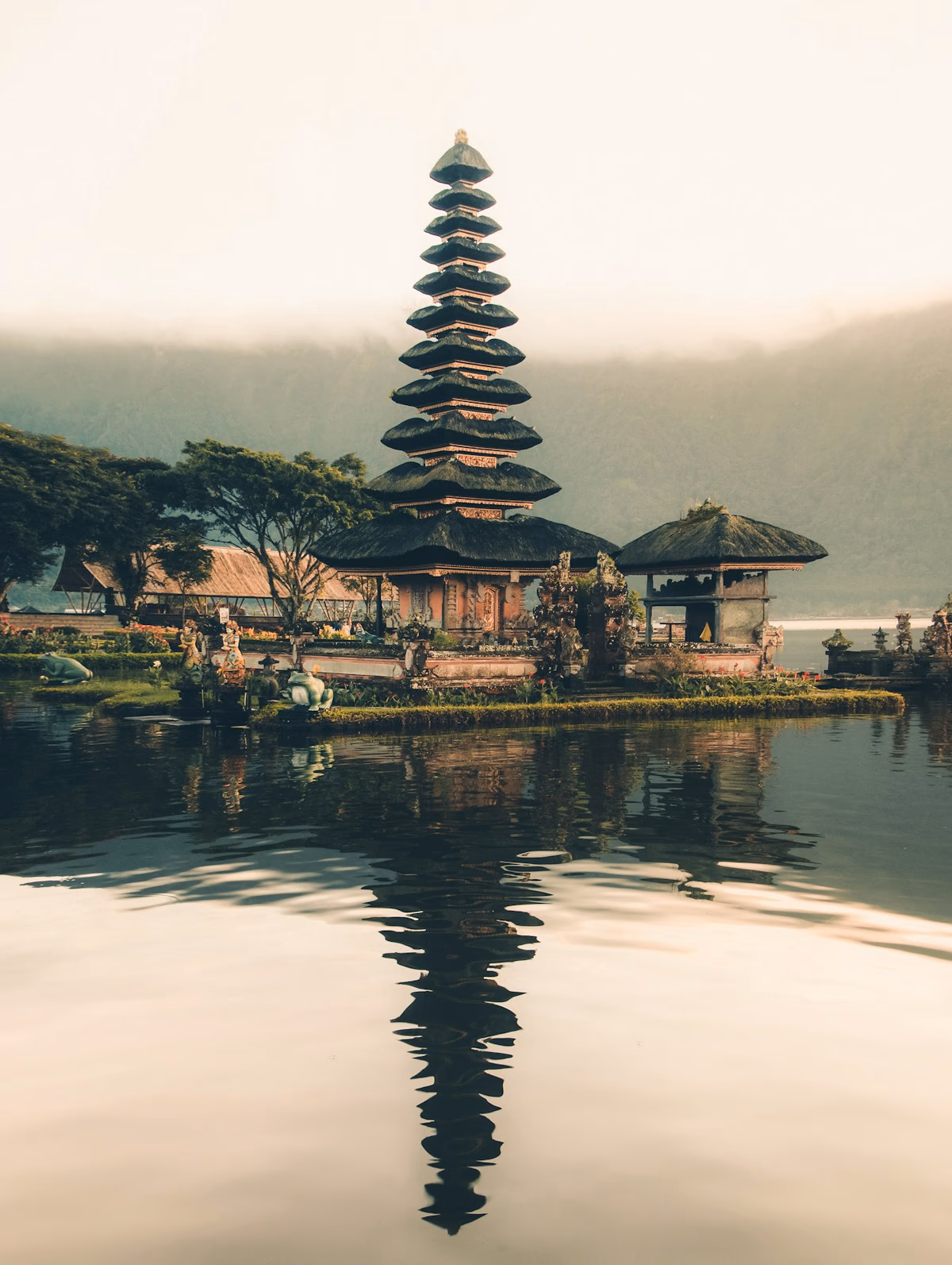 Tanah Lot Bali: Templo sobre el Mar - Guía Completa 2026